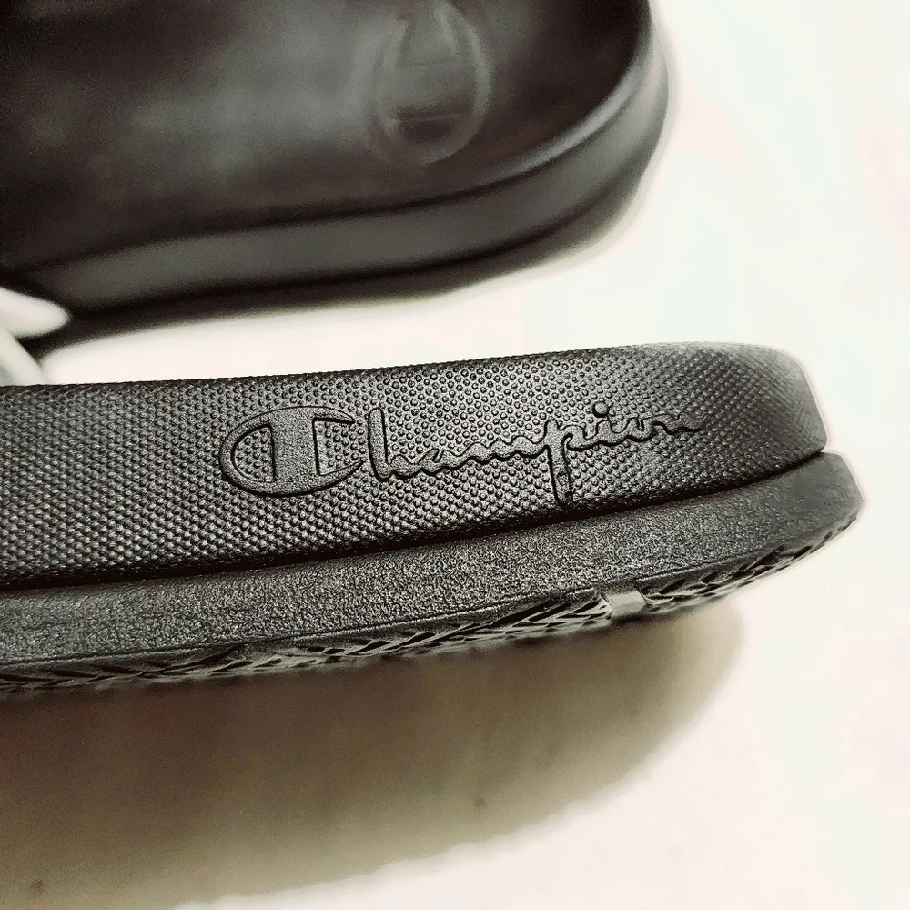 Champion IPO Love Squish Heart Slide Comfort Beach Slip-On Sz.8 - Picture 4 of 5